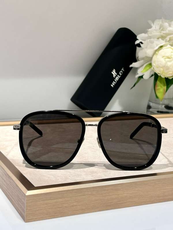 Picture of Hublot Sunglasses _SKUfw56579745fw
